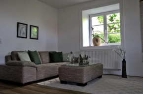 Apartment in ruhiger Wohnlage Sie sind in 3 Minuten am Trebbower See oder in 30 Minuten an der Ostsee, Klein Trebbow
